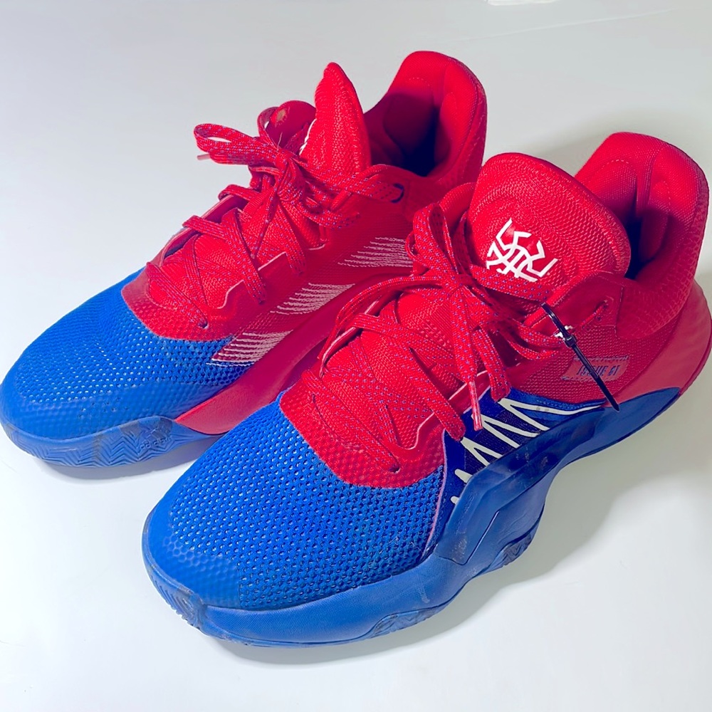 Adidas x Marvel mens 10 red blue issue #1 spider-man basketball shoes EUC